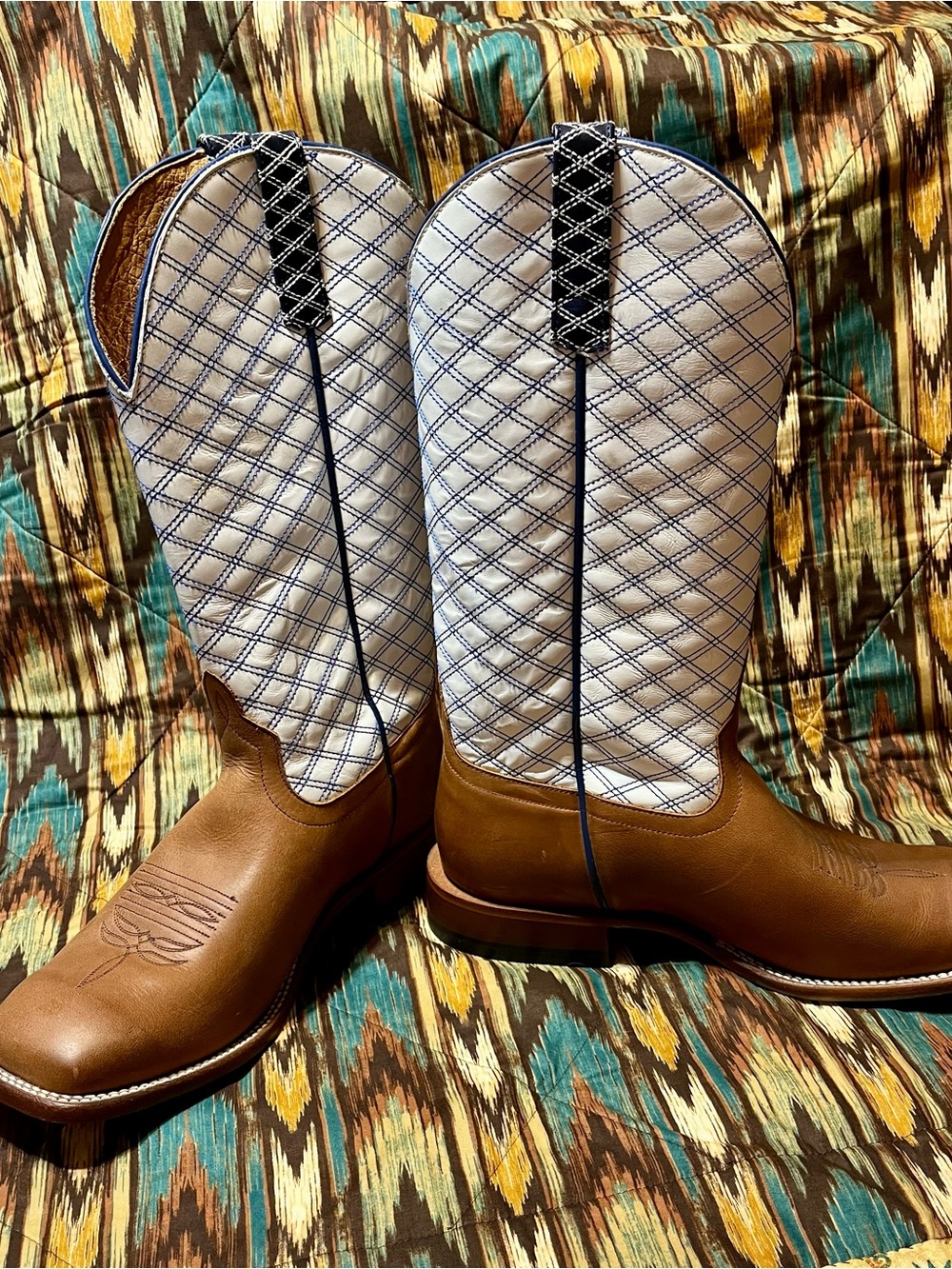 NWOT HP Brown Leather & White Western Cowboy Boots